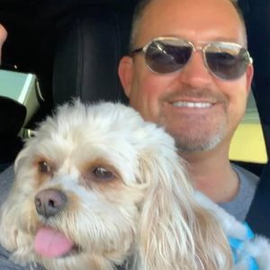 Meet your Posher, Louis